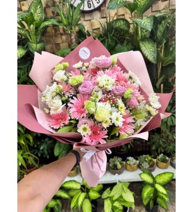 PEMBE - BEYAZ KARIŞIK BUKET